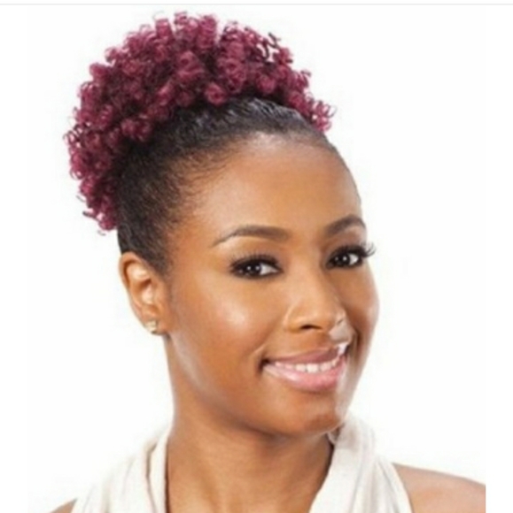 Other - Freetress Drawstring Ponytail